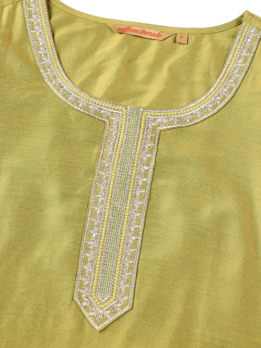 Green Art Silk Kurta Set with Scalloped Zari Embroidered Details