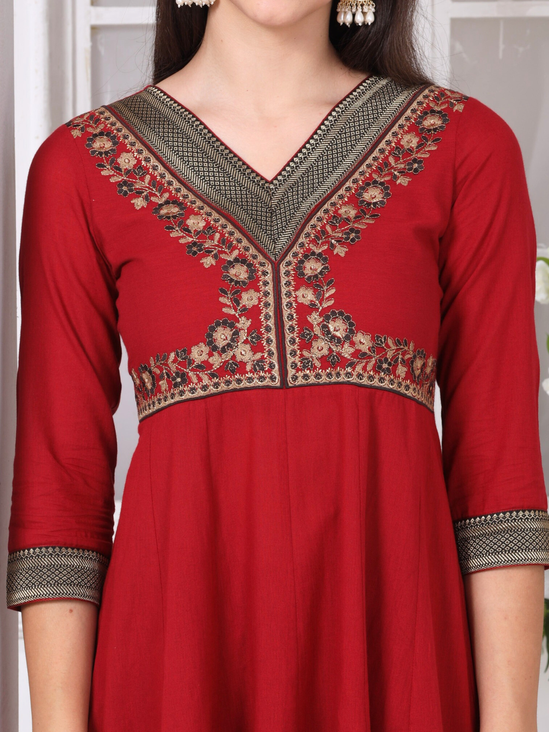 Red Cotton Embroidered Kurta Set with Brocade Lace and Neck Embroidery