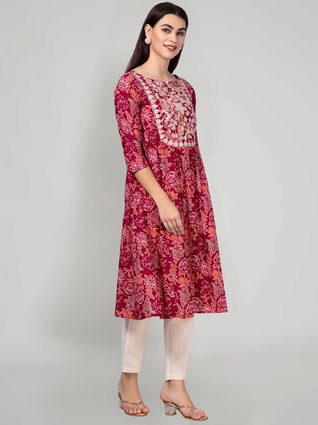 Red Floral Printed Kurta with Neck Embroidery