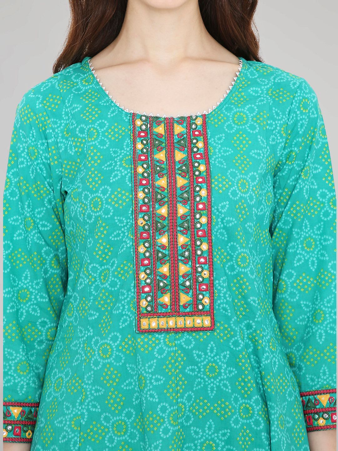 Green Cotton Printed Kurta with Embroidered Neck and Lace Inserts