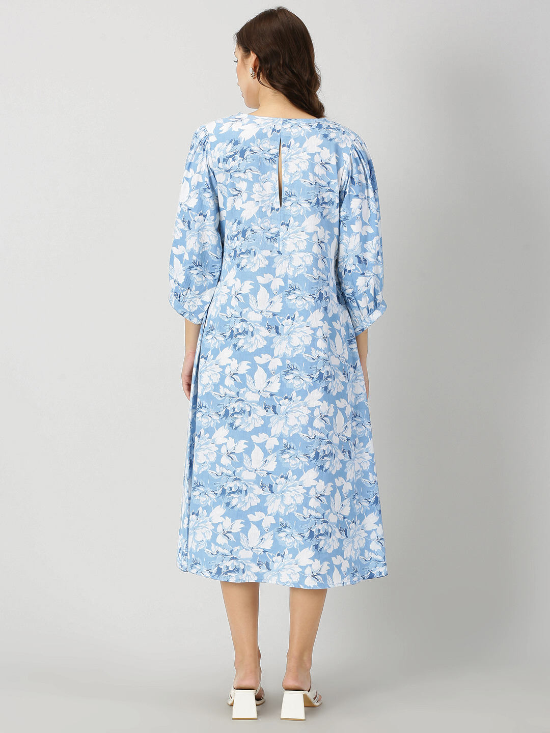 Blue Floral Print Midi Dress with Pintucks