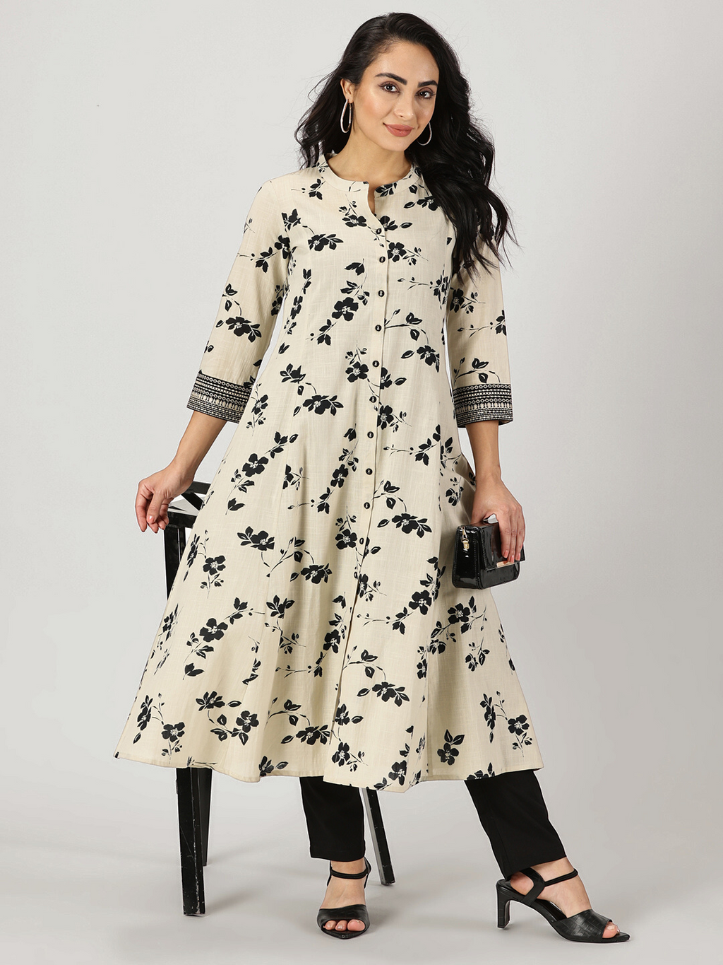 Beige Floral Button-Down Kurta with Embroidery Border