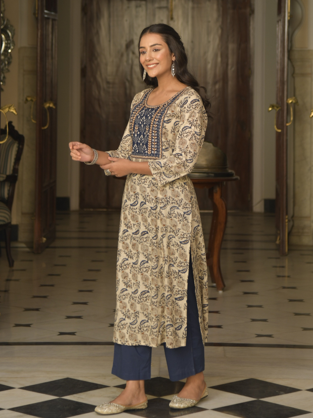 Blue Paisley Print Kurta with Yoke Embroidery