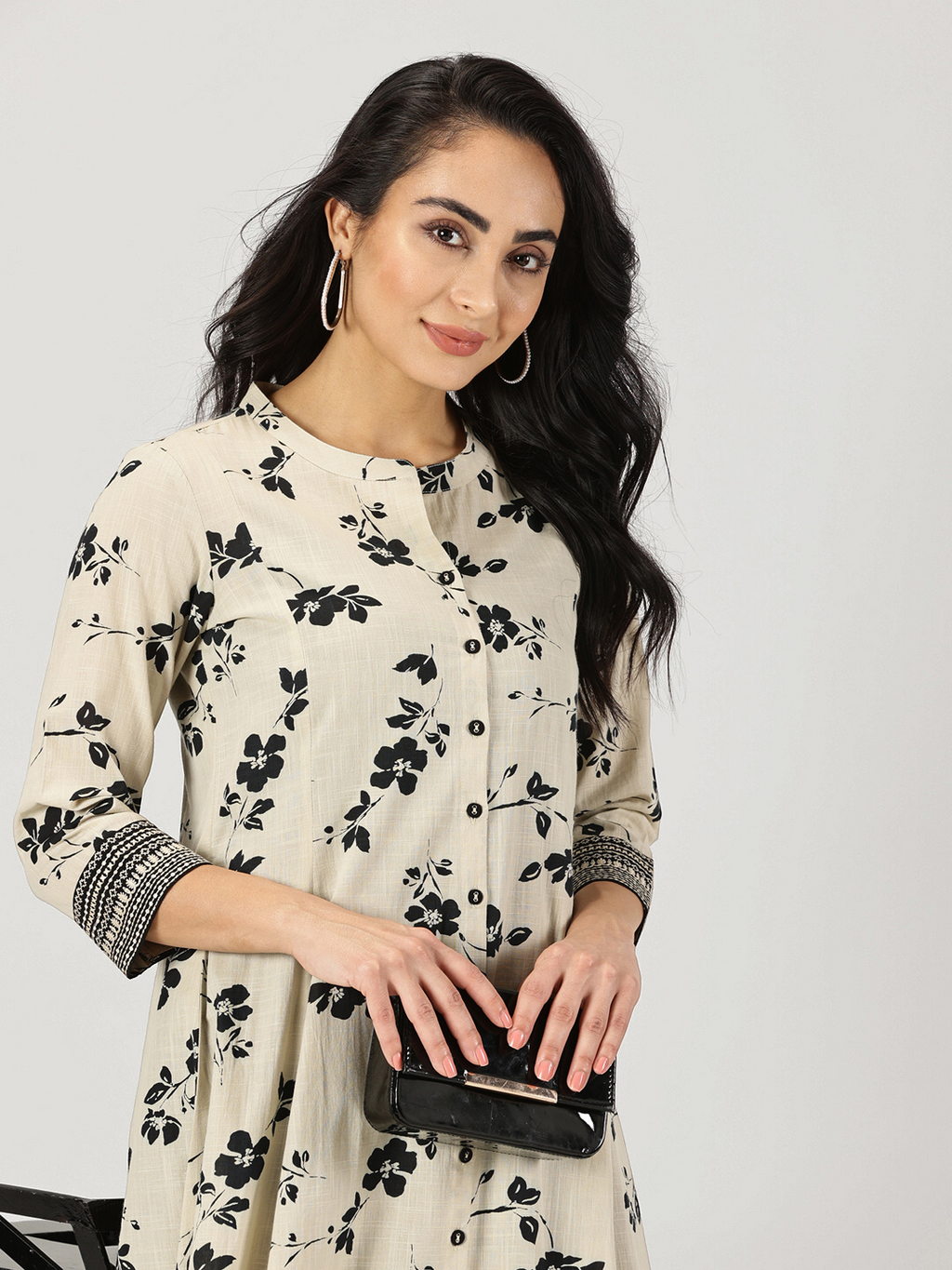 Beige Floral Button-Down Kurta with Embroidery Border