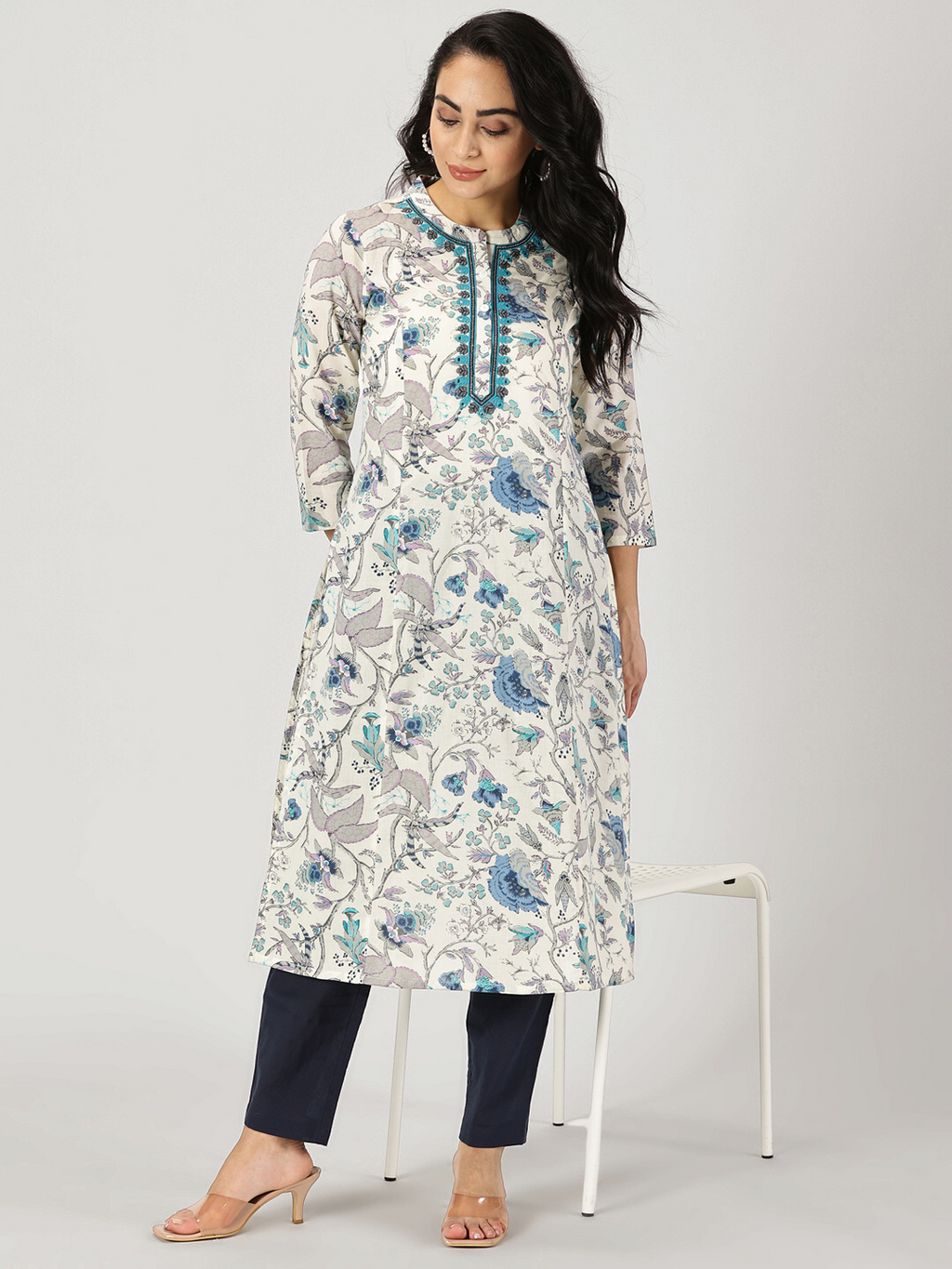 White-Blue Ethnic Floral Print Kurta with Neck Embroidery