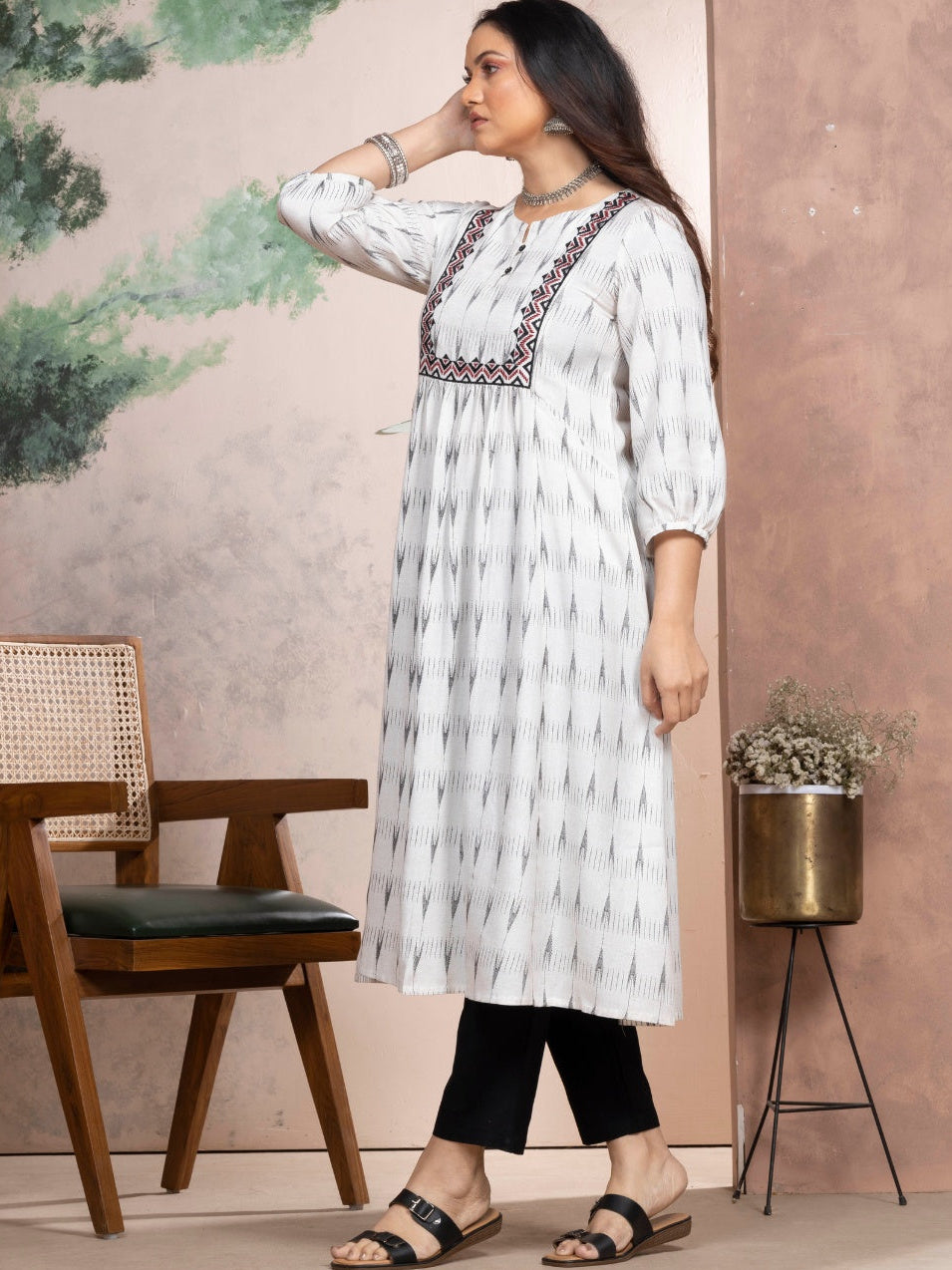 Ecru Dobby Kurta with Charcoal Motifs & Embroidered Yoke