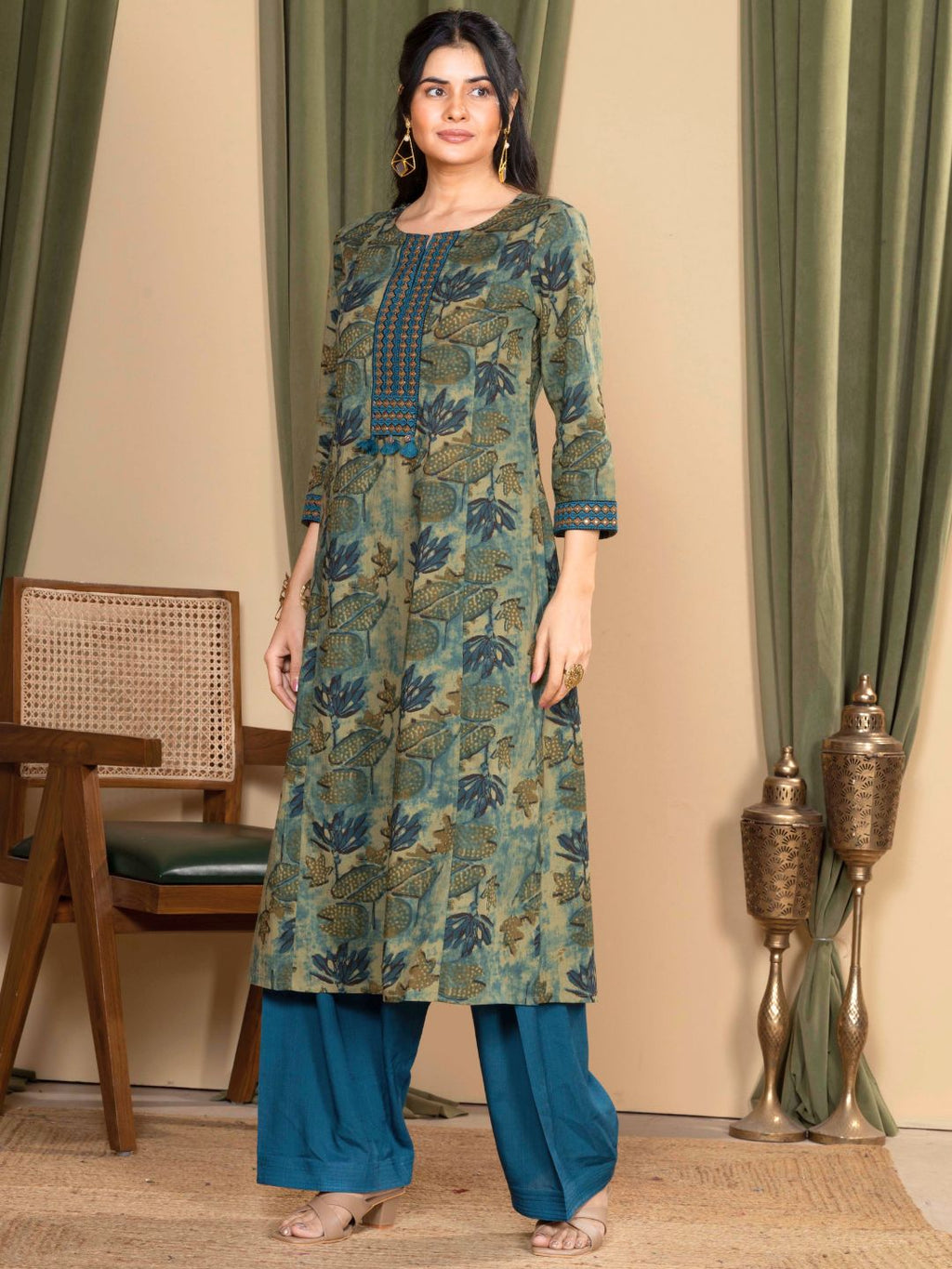 Imperial Teal Cotton Floral Sanganeri Kurta with Ornate Embroidered Neckline
