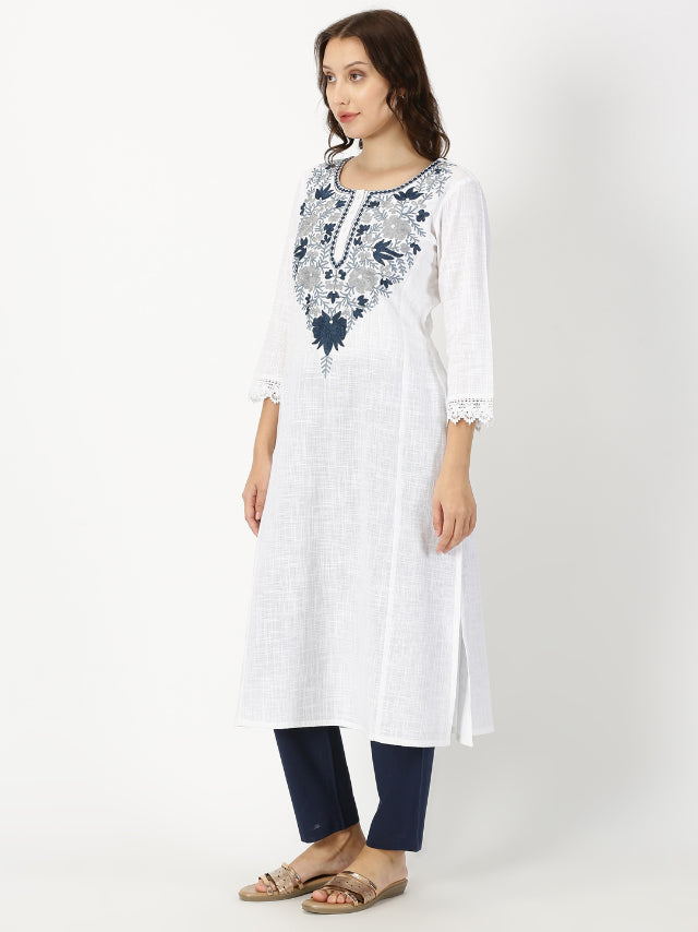 White Slub Kurta with Kashida Embroidery