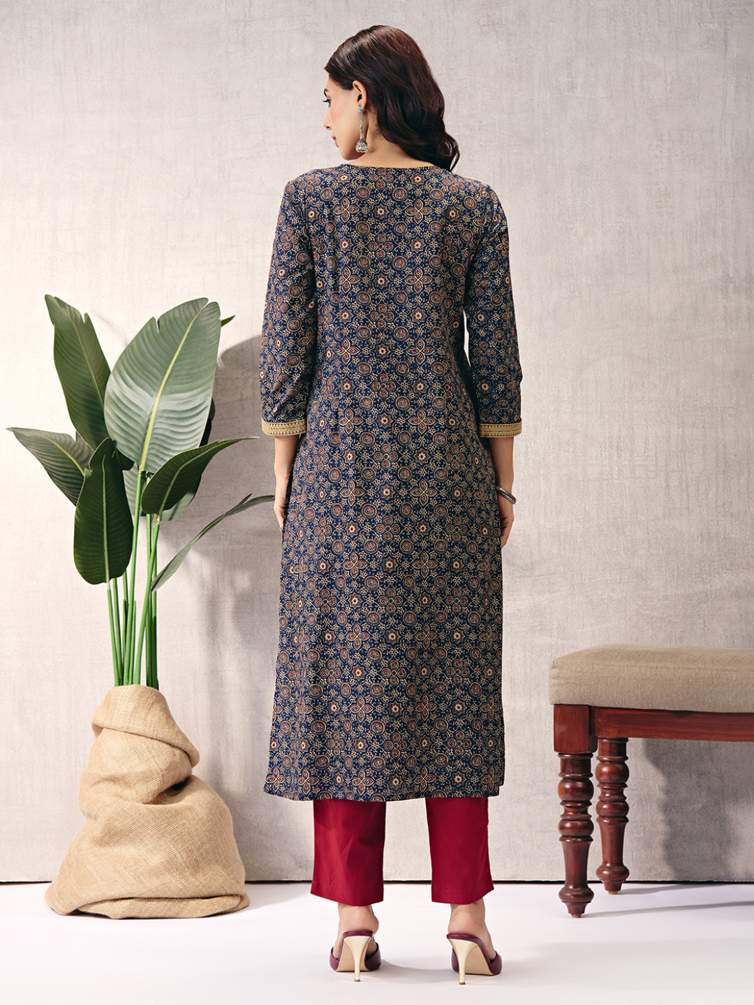 Navy Blue Sanganeri Block Motifs Kurta with Embroidery