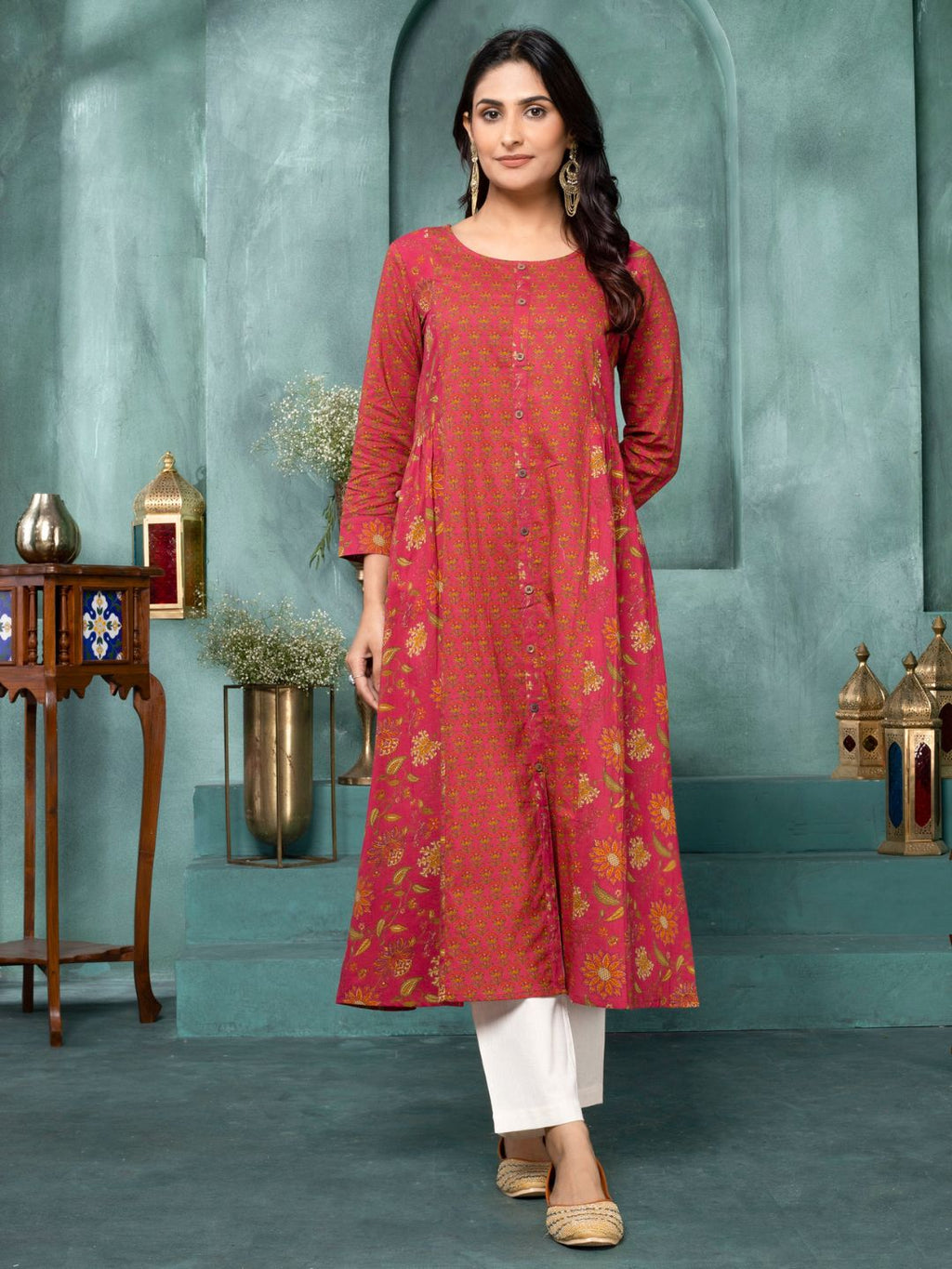 Red Ornate Bloom Panelled Kurta