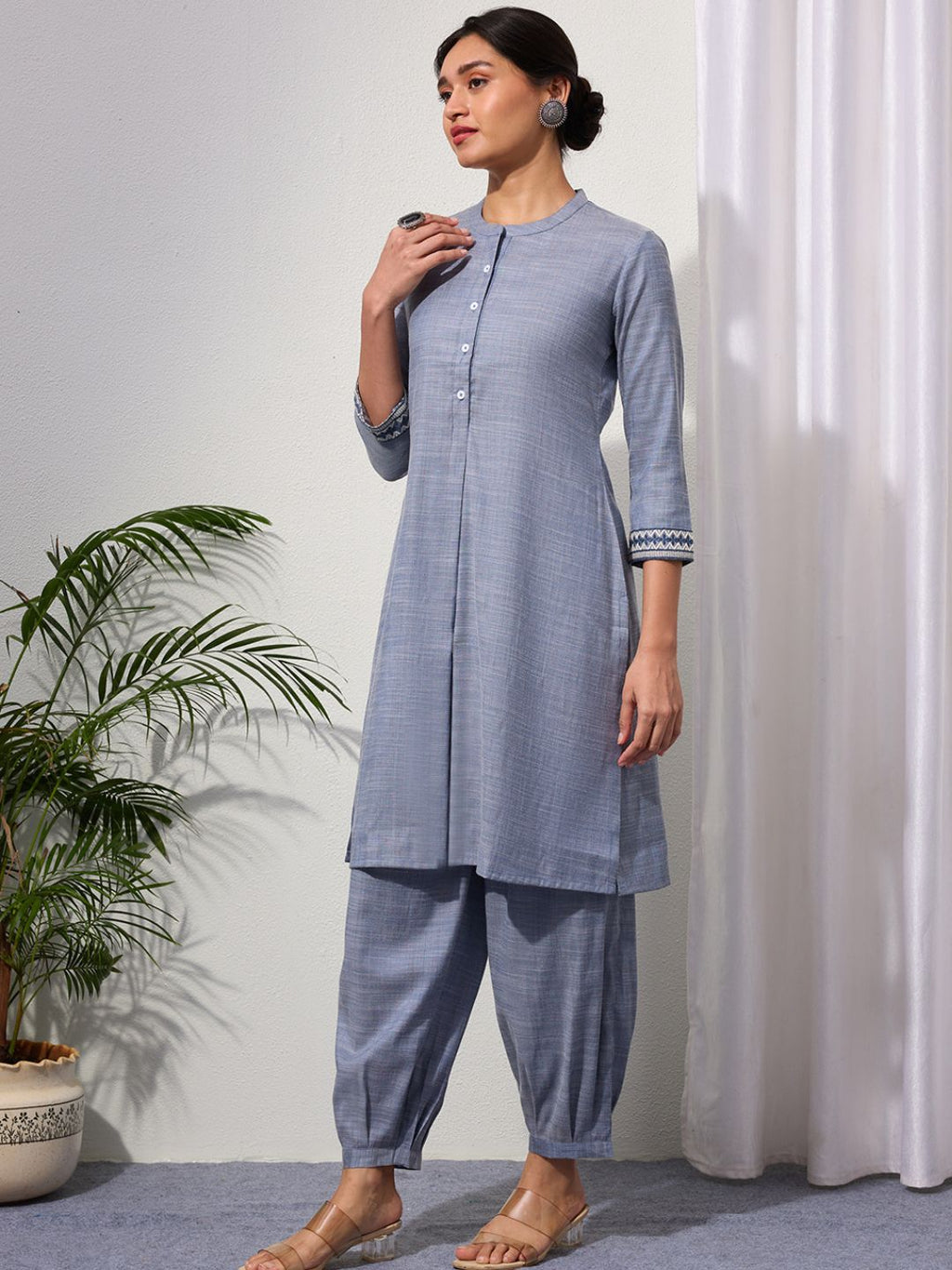 Blue Chambray Kurta Set with Pleated Pants for Women | Saffron Threads
