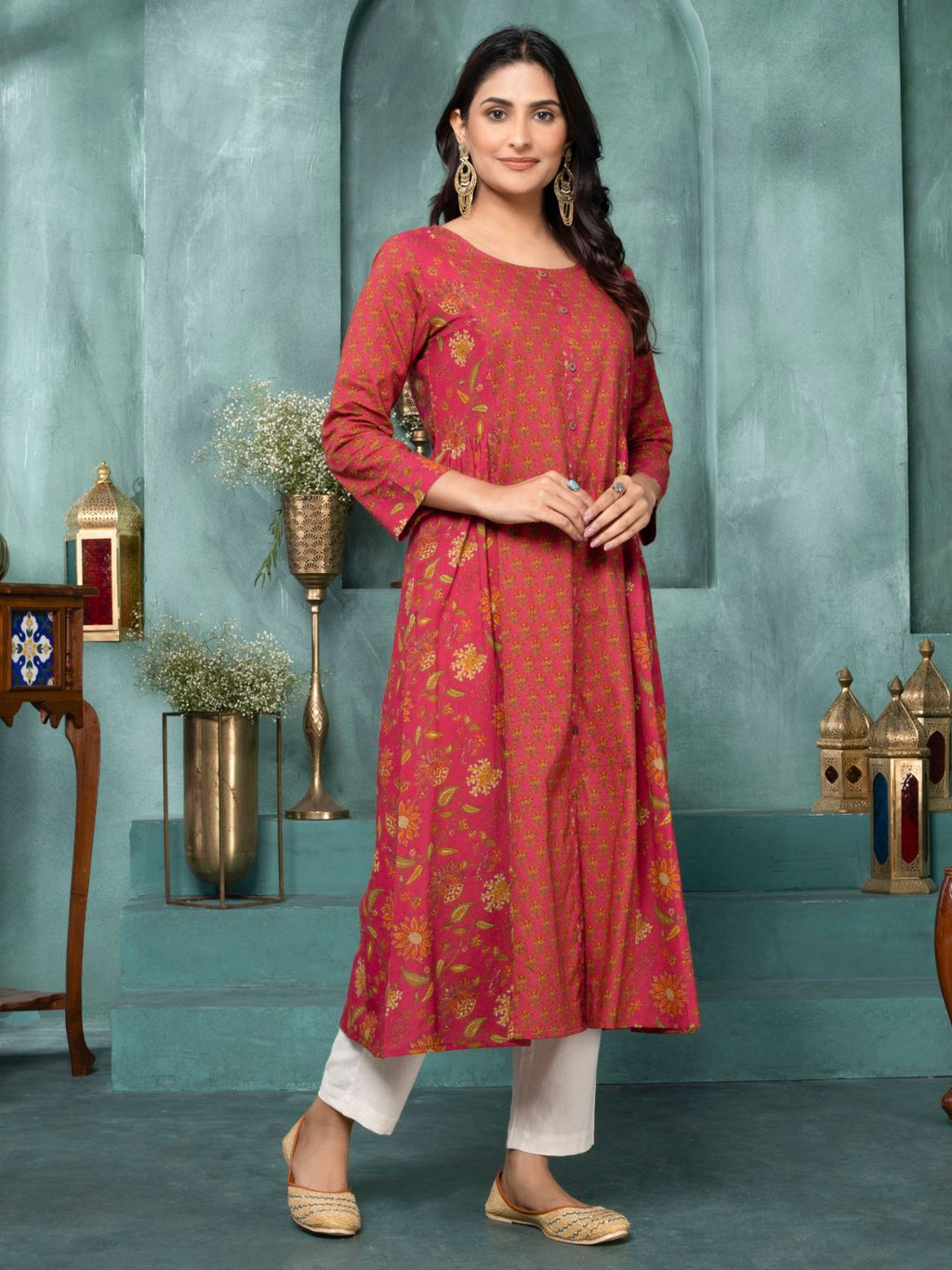 Red Ornate Bloom Panelled Kurta
