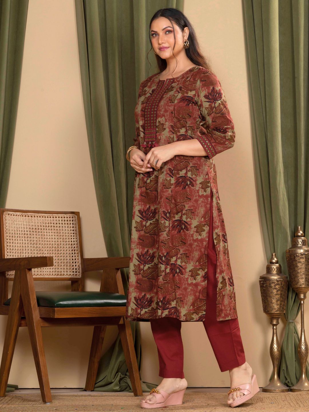 Rust Cotton Floral Sanganeri Kurta with Ornate Embroidered Neckline