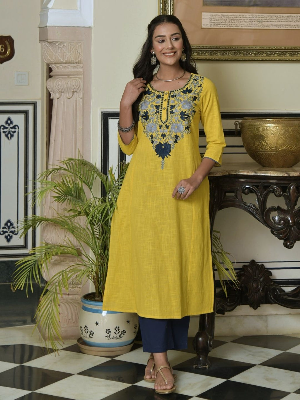 Yellow Slub Kurta with Kashida Embroidery