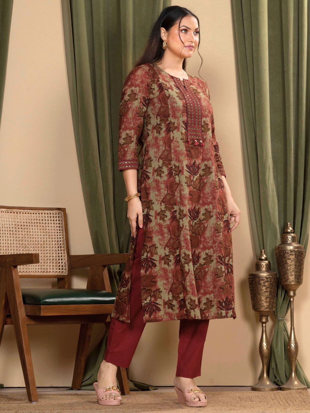 Rust Cotton Floral Sanganeri Kurta with Ornate Embroidered Neckline