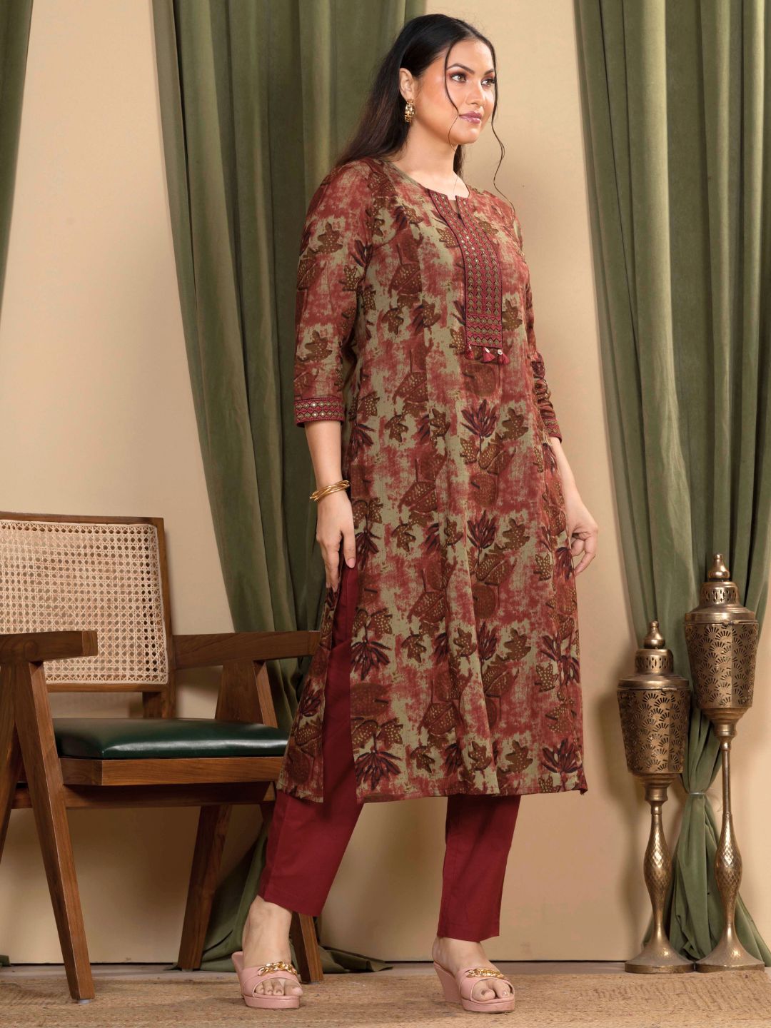 Rust Cotton Floral Sanganeri Kurta with Ornate Embroidered Neckline