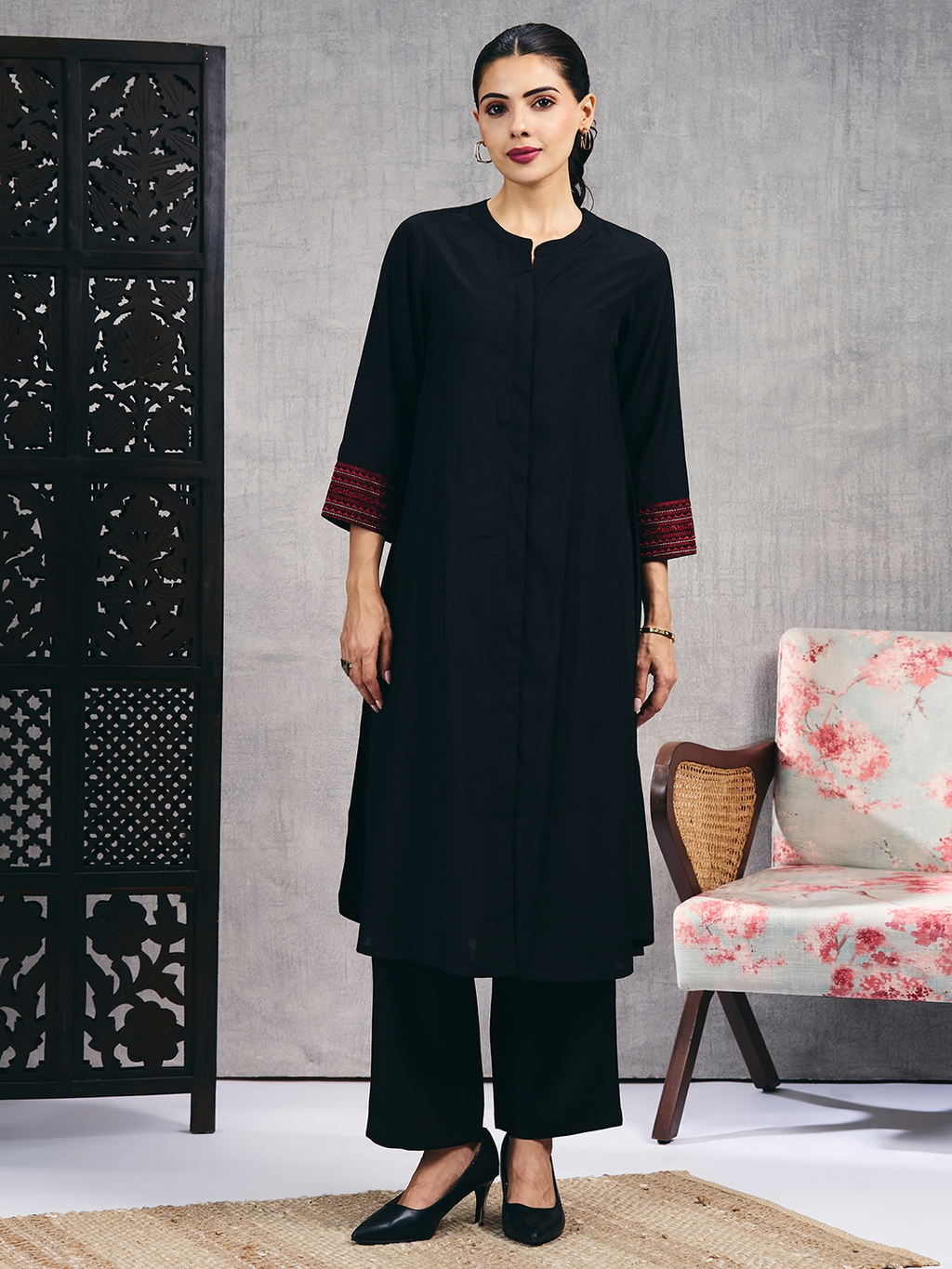Black Kurta Set (Dupatta Sold Separately)