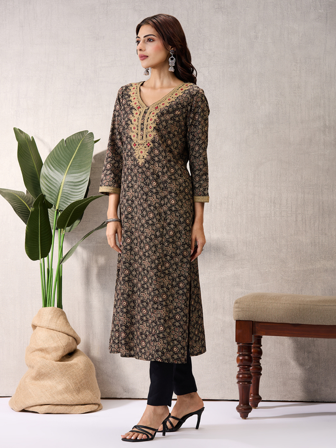 Black Sanganeri Block Motifs Kurta with Emboridery