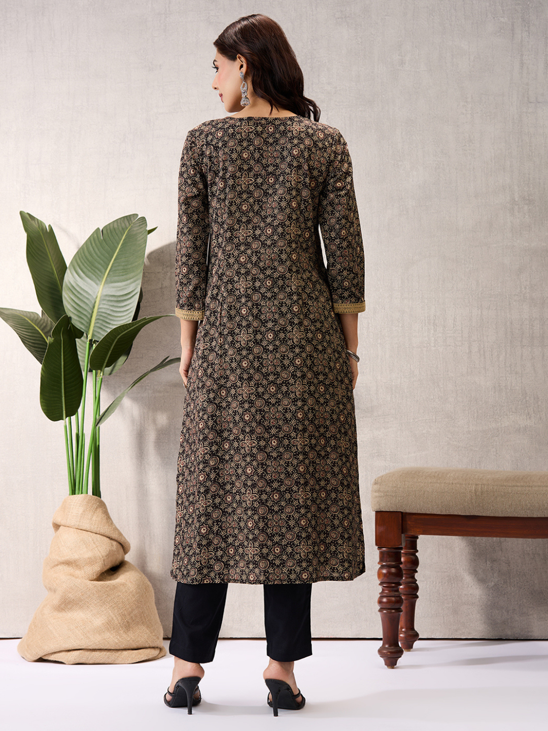 Black Sanganeri Block Motifs Kurta with Emboridery