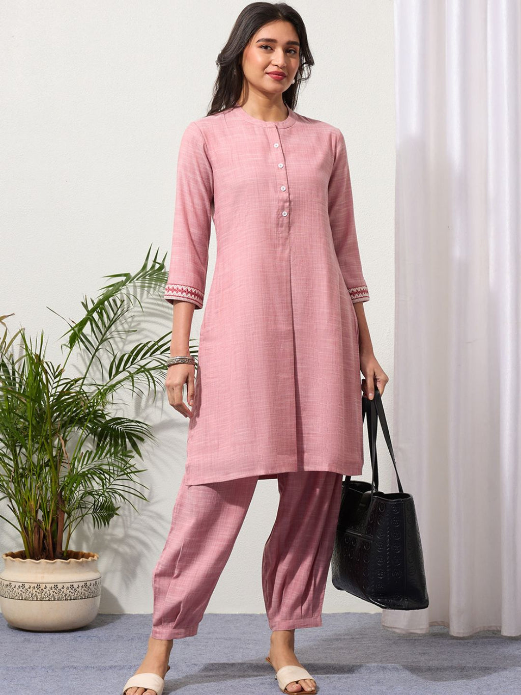 Pink Chambray Kurta Set with Pleated Pants for Women | Saffron Threads