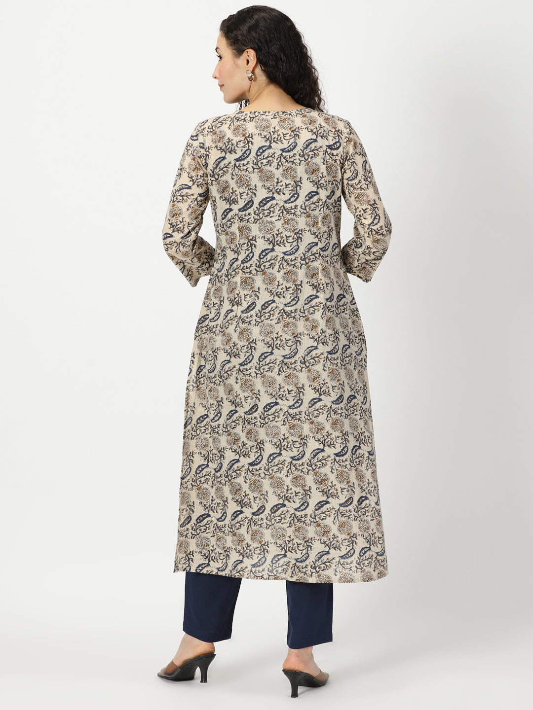 Blue Paisley Print Kurta with Yoke Embroidery