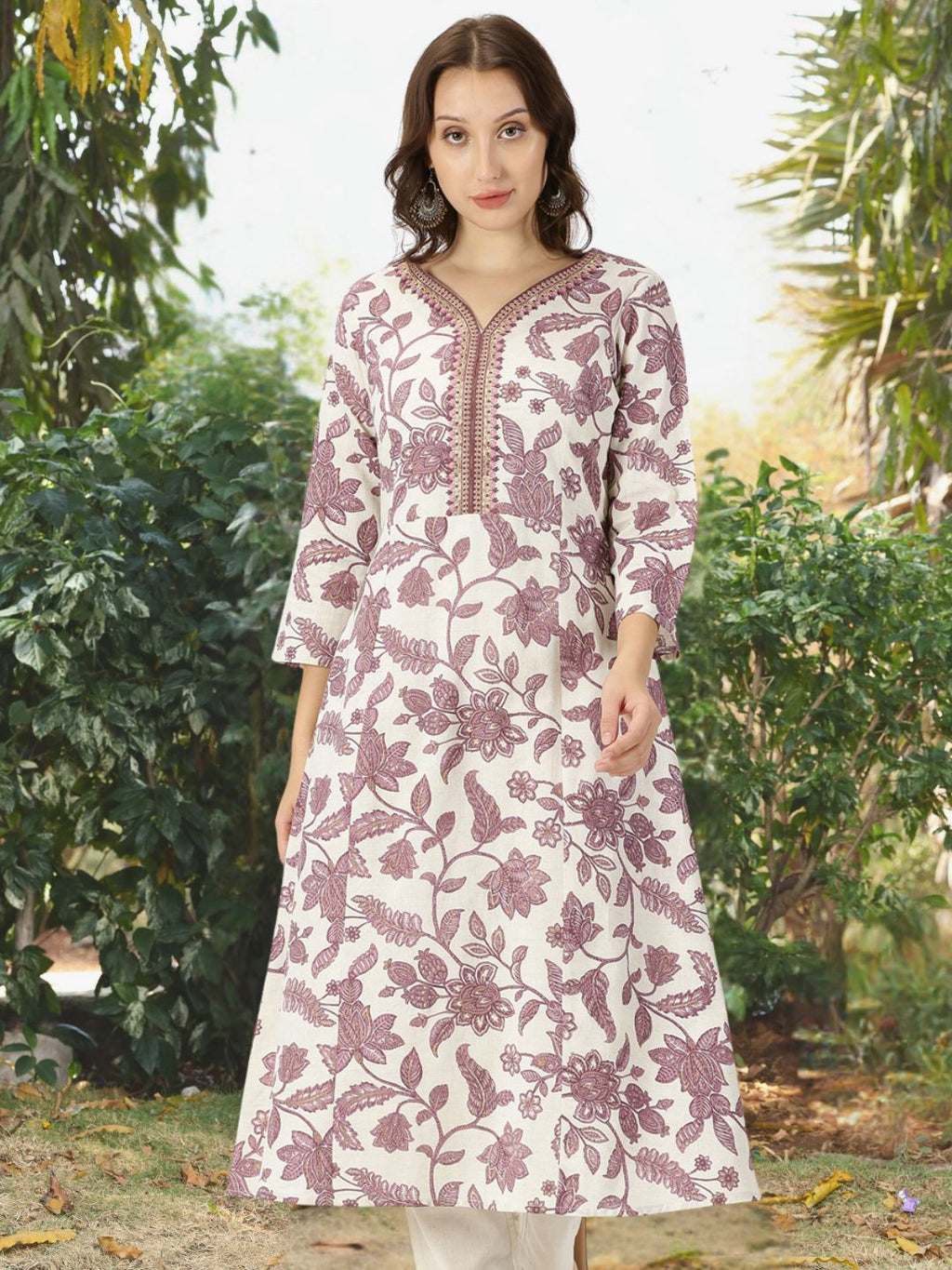 Purple Floral Print Kurta with Neck Embroidery