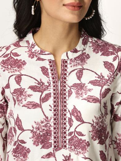 White-Wine Floral Print Kurta  with Neck Embroidery