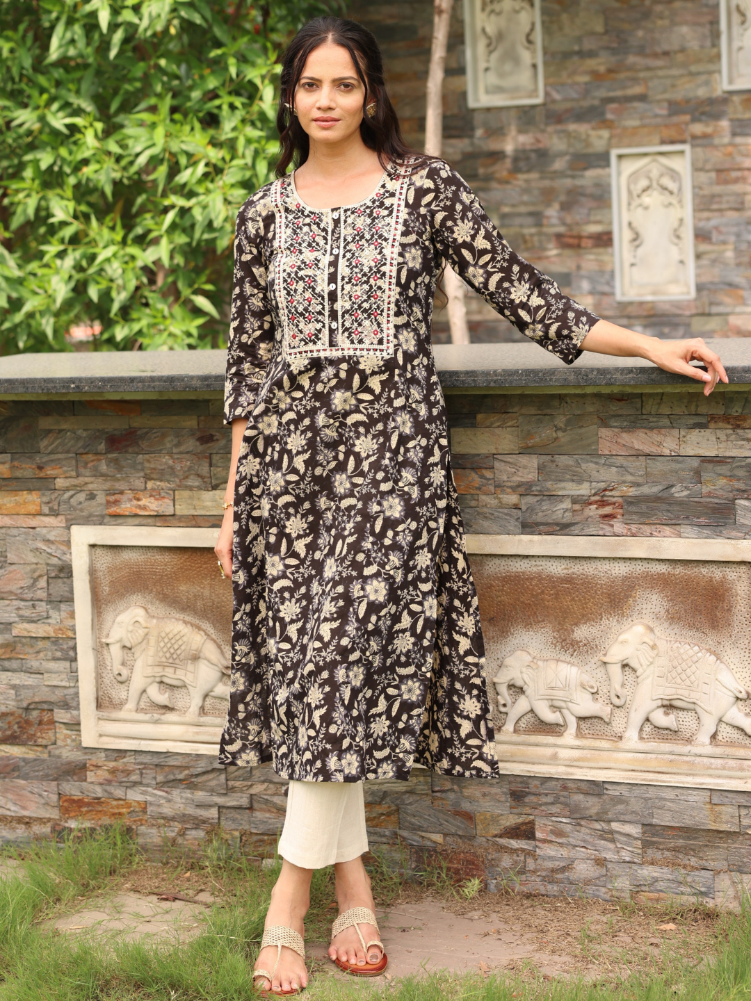 Black Floral Print Kurta with Yoke Embroidery and Mirror Work