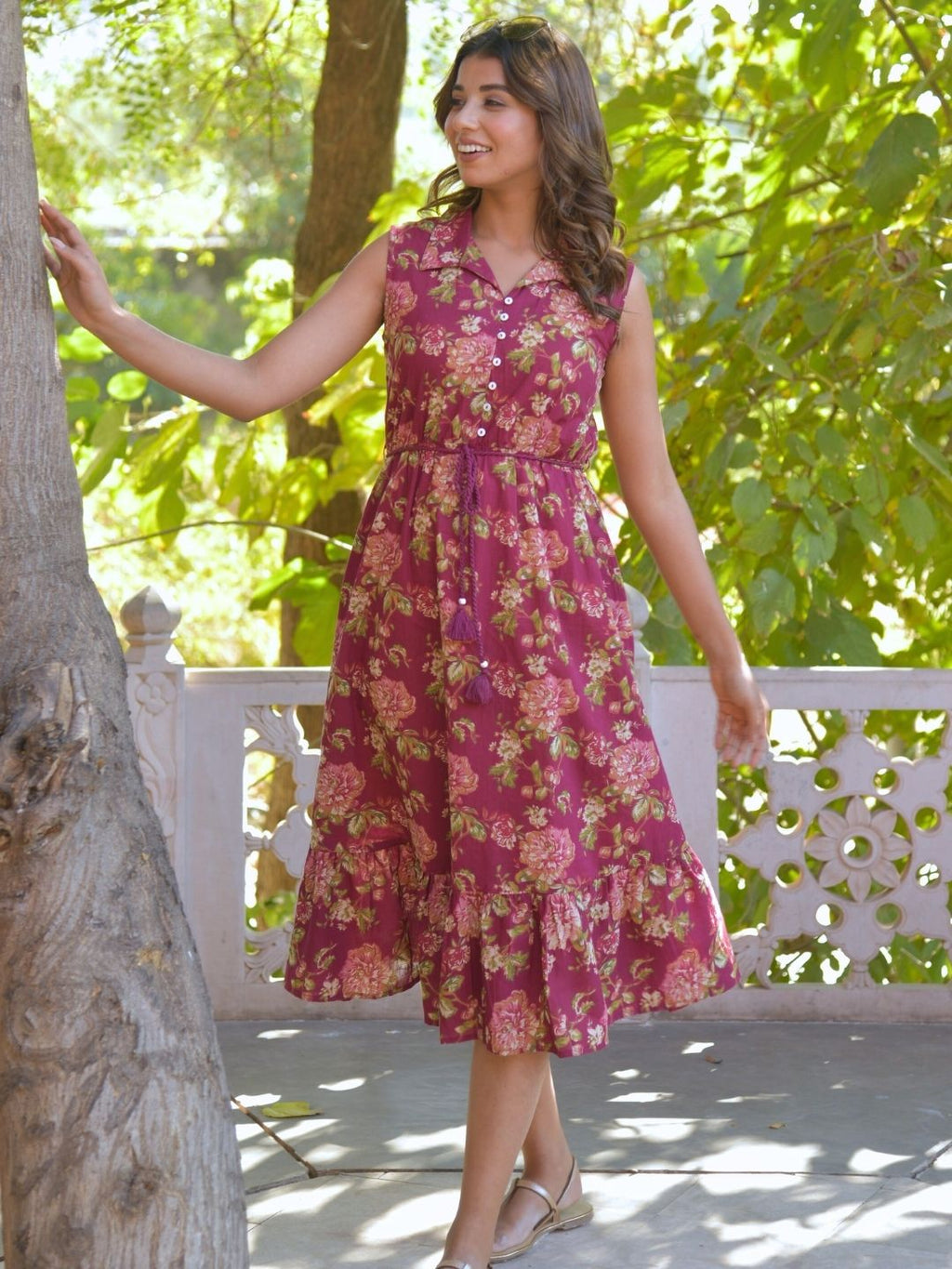 Maroon Vintage Floral Print Shirt Collar Dress with Waist Belt XS