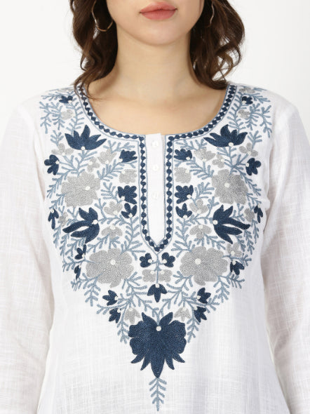 White Slub Kurta with Kashida Embroidery