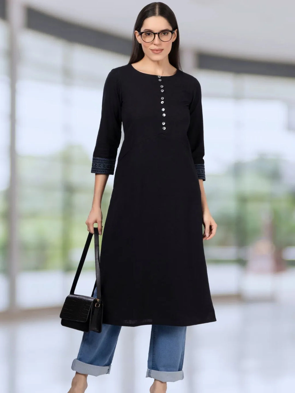Black Solid Cotton Kurta with Pockets & Sleeve Embroidery