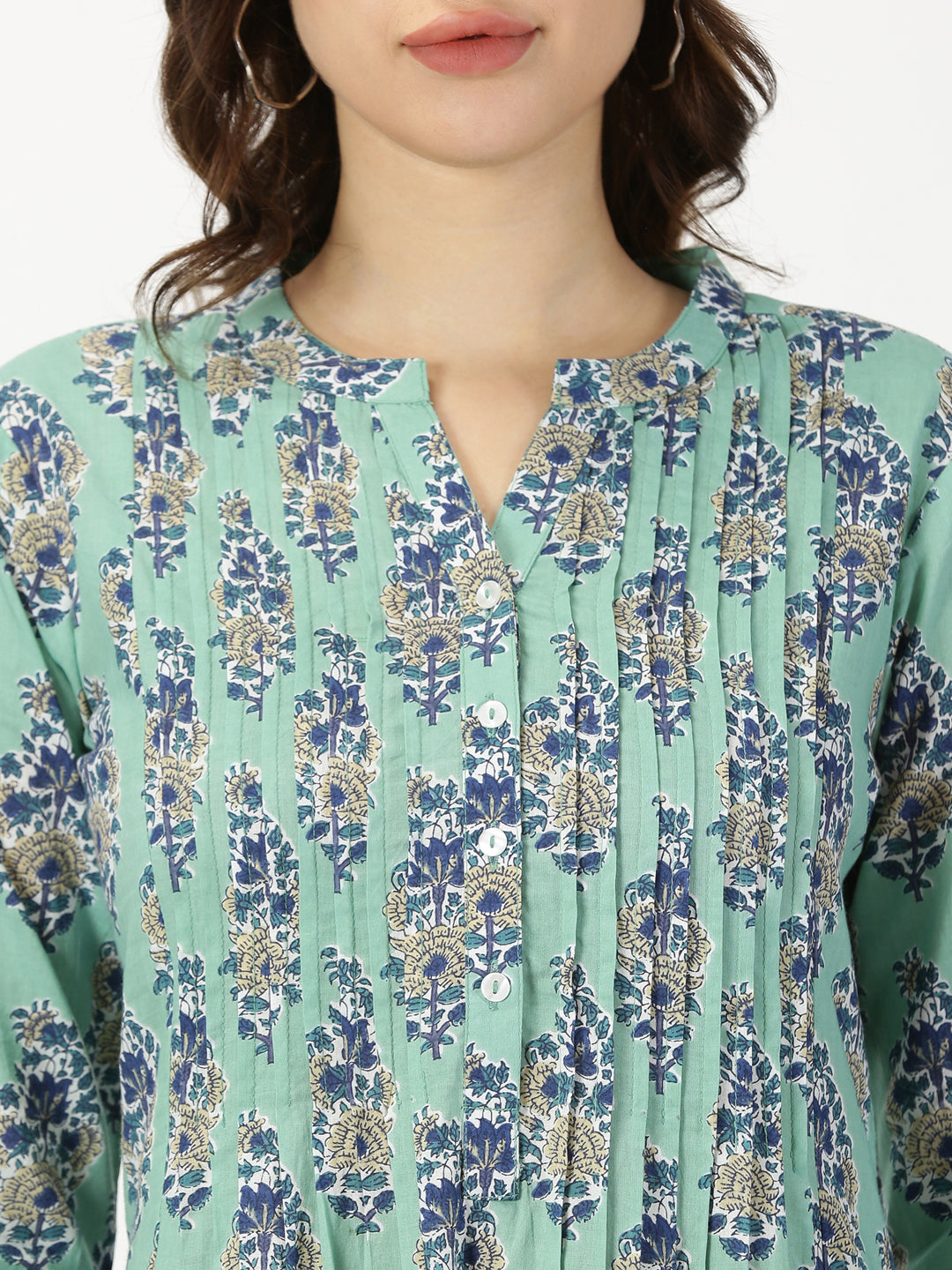 Sea Green Paisley Floral Print Kurta with Pintucks