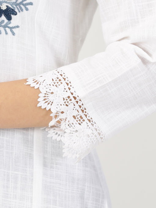 White Slub Kurta with Kashida Embroidery