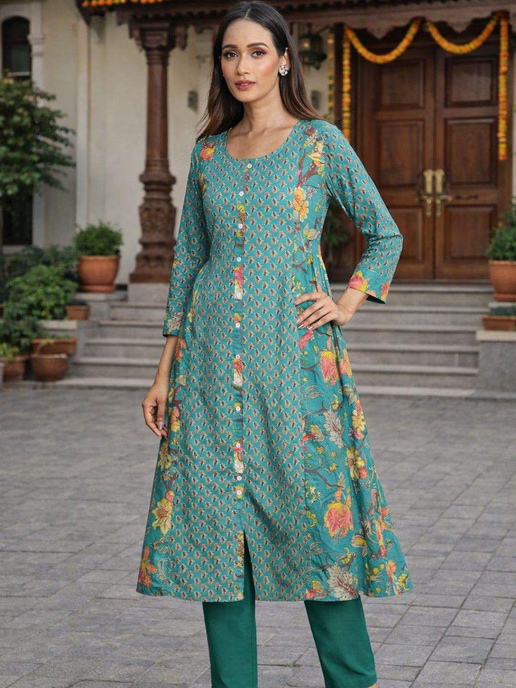 Green Cotton Floral Printed Panelled Kurta