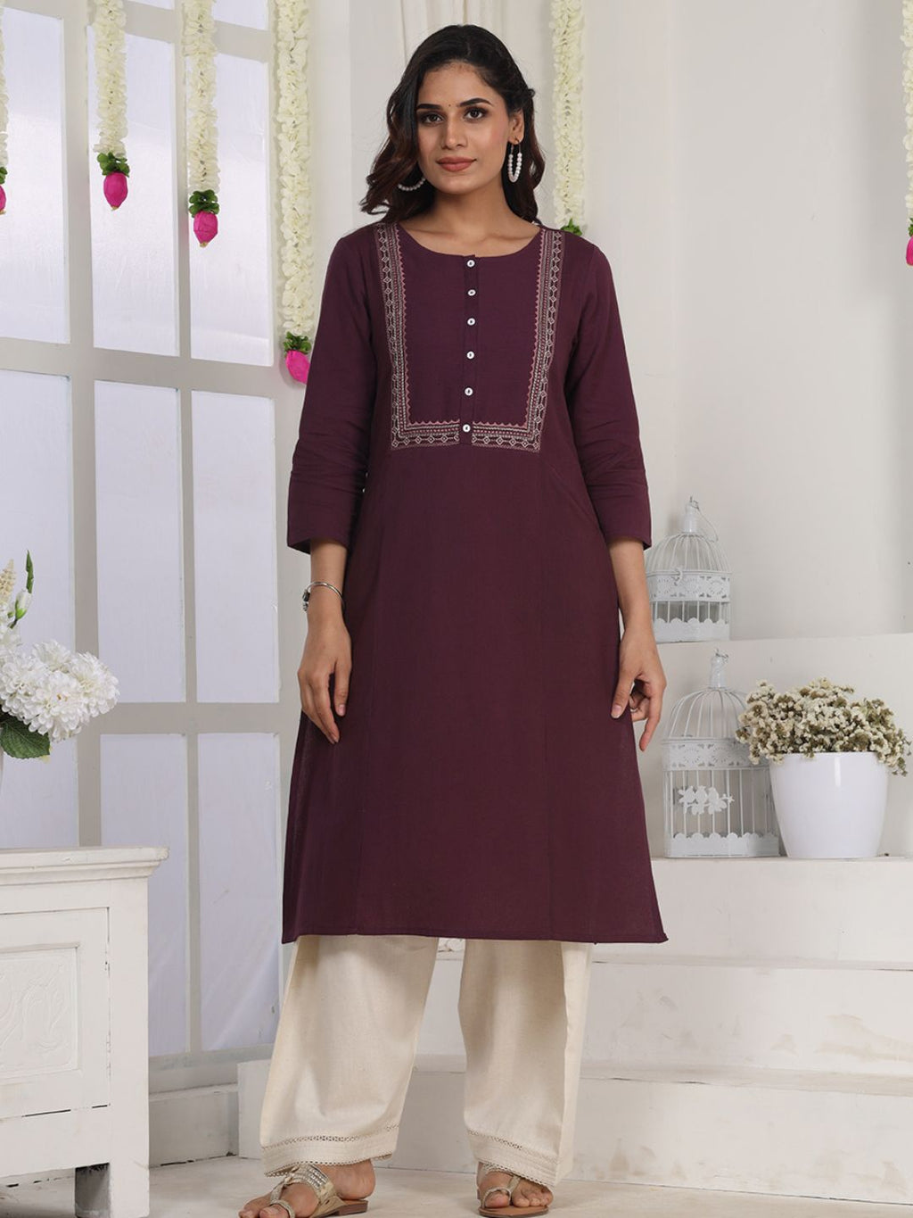 Deep Purple Embroidered Straight Fit Kurta