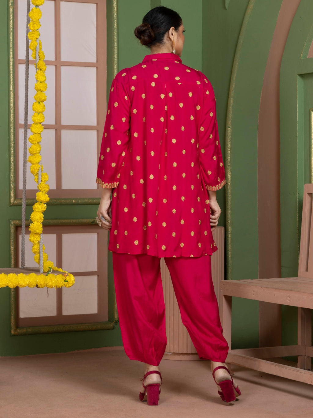 Imperial Fuchsia Kashida Embroidered Kurta Set
