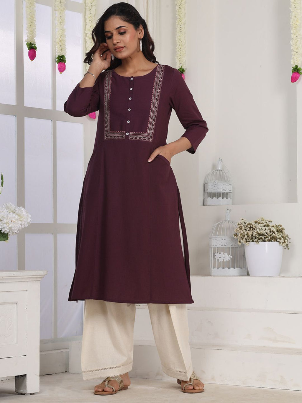 Deep Purple Embroidered Straight Fit Kurta