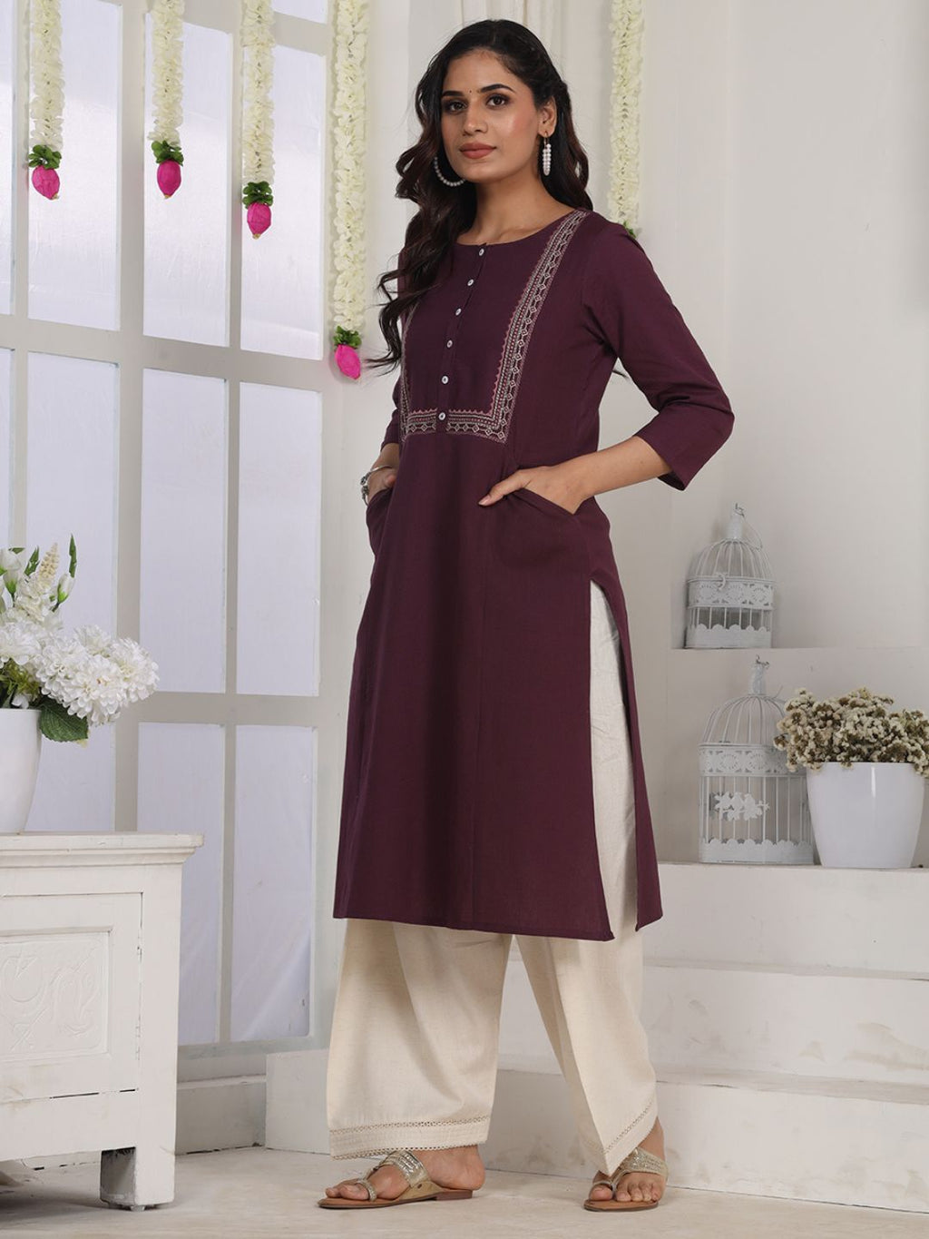 Deep Purple Embroidered Straight Fit Kurta
