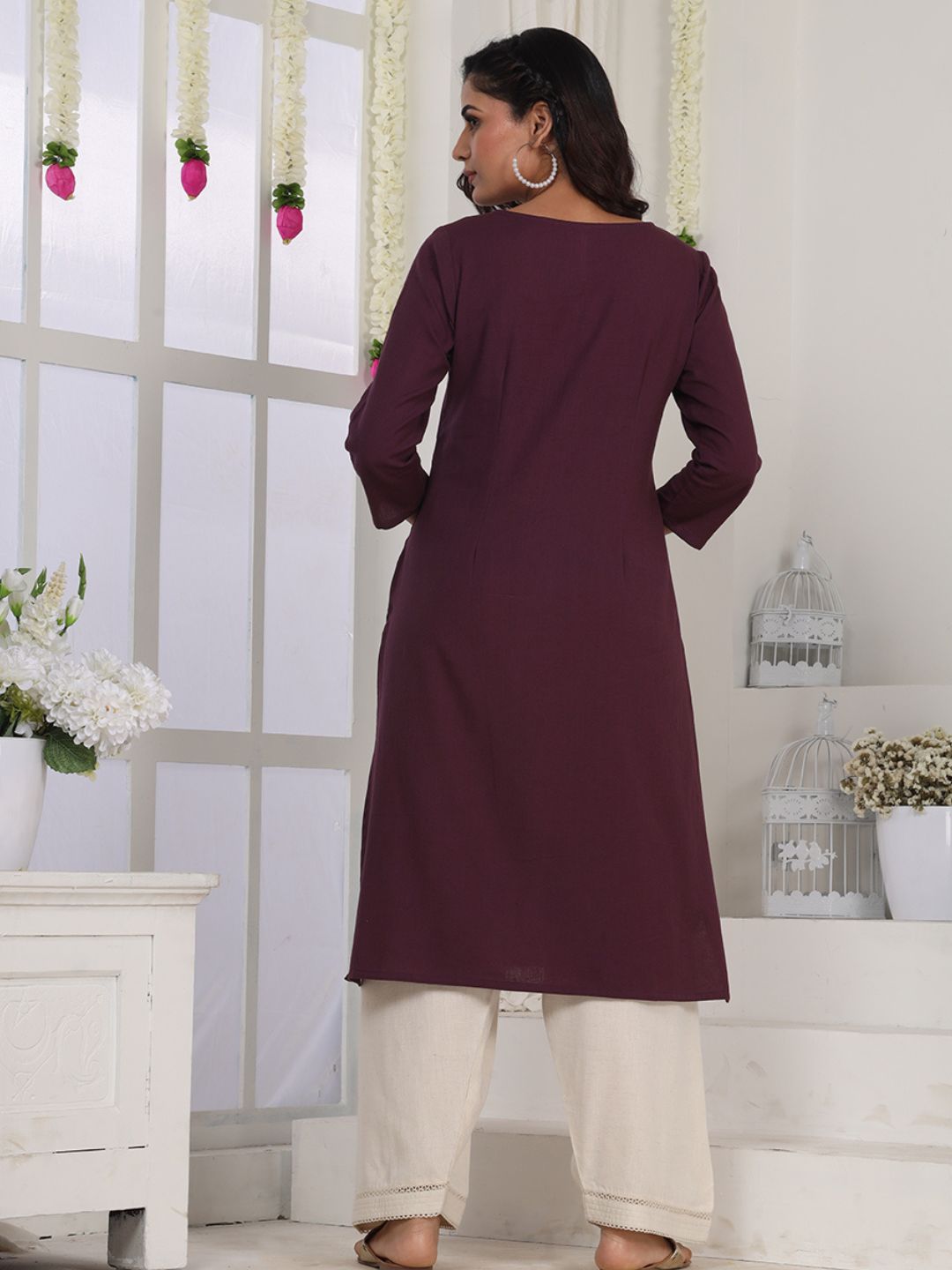 Deep Purple Embroidered Straight Fit Kurta