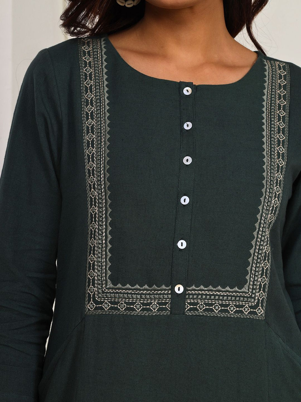 Royal Green Embroidered Straight Fit Kurta