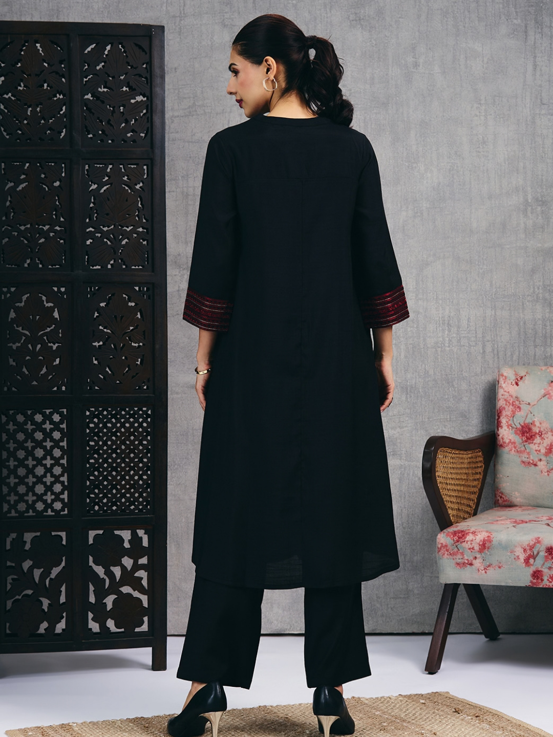 Black Kurta Set (Dupatta Sold Separately)