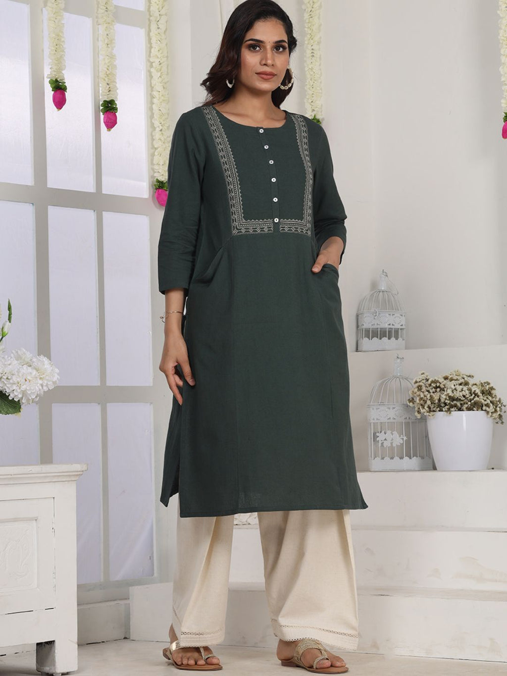 Royal Green Embroidered Straight Fit Kurta