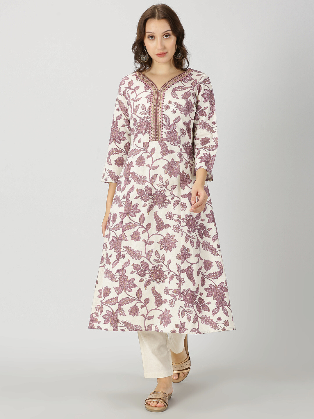 Buy online Denim Solid Kurti from Kurta Kurtis for Women by Pinky Pari for  ₹699 at 75% off | 2024 Limeroad.com