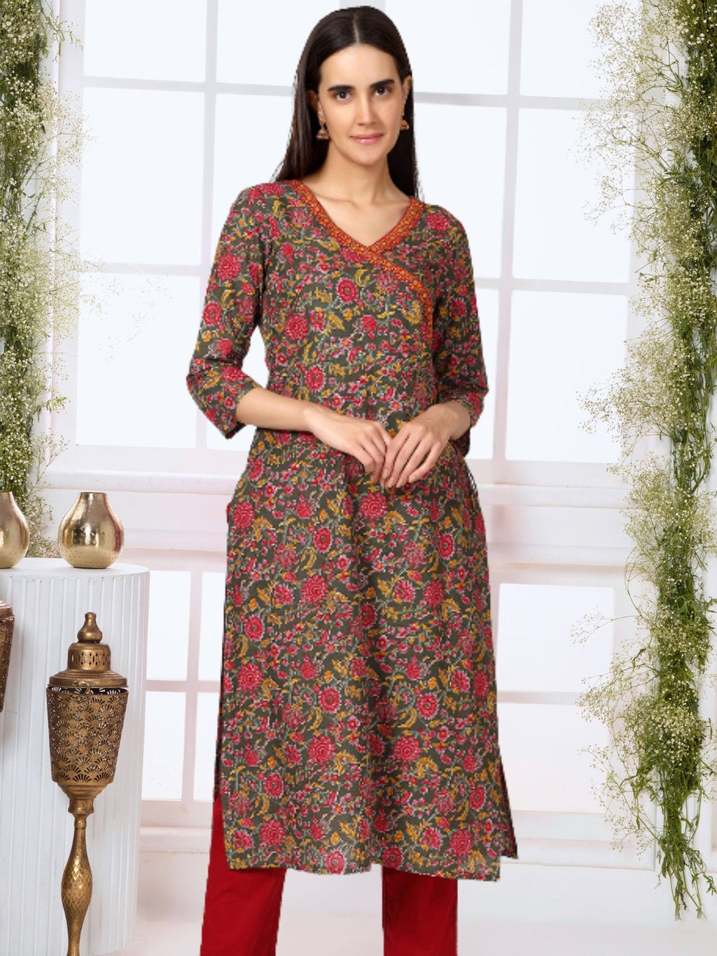 Green Floral Print Angrakha Kurta with Neck Embroidery