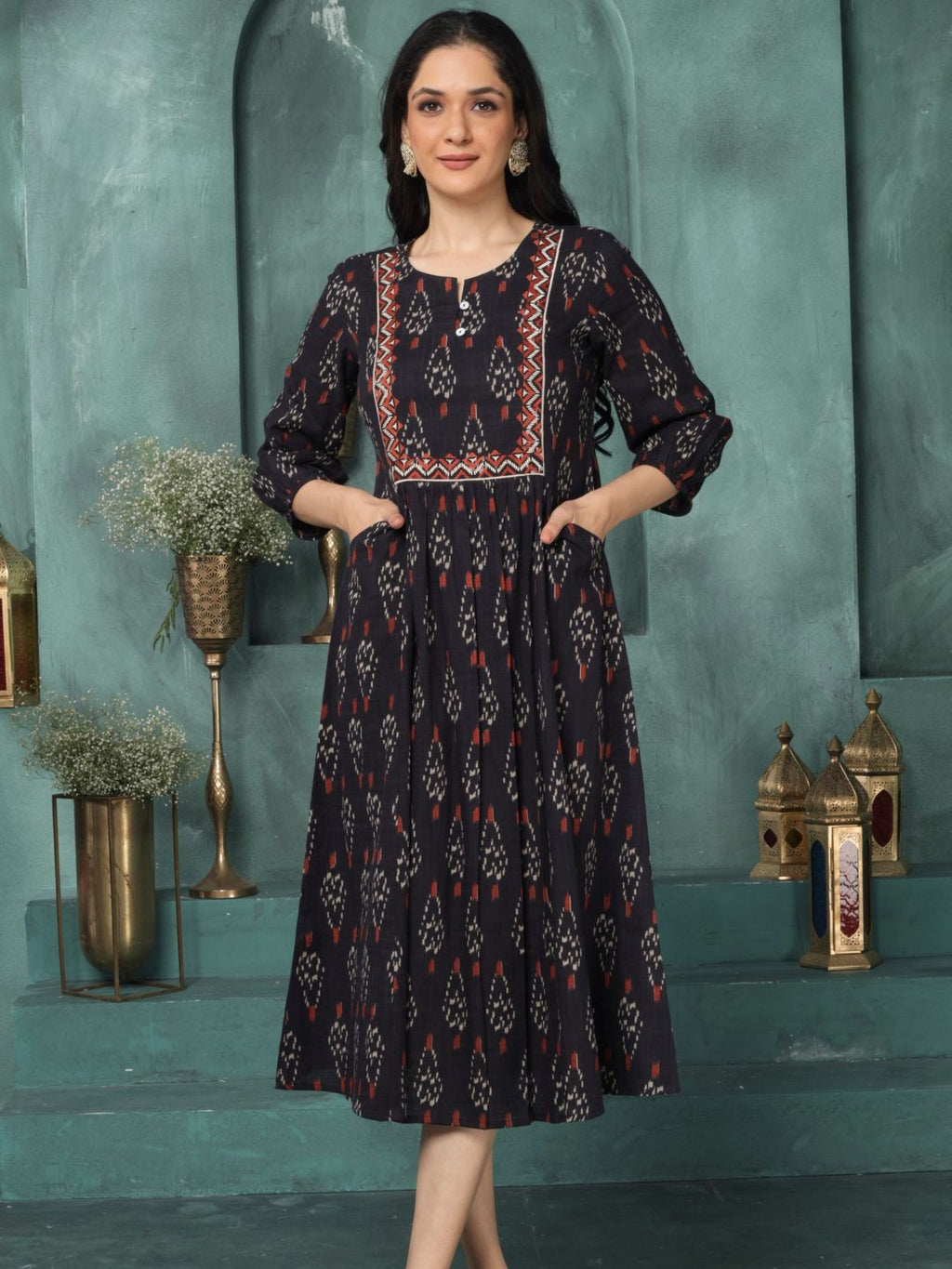 Modish Black Ikat Boho Midi Dress