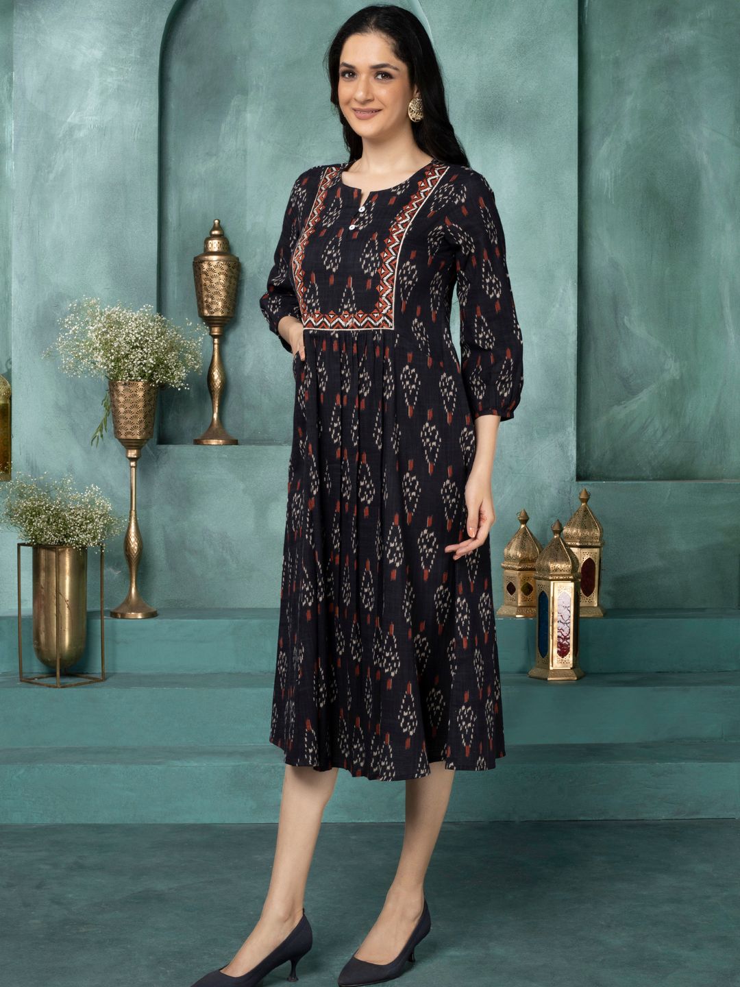 Modish Black Ikat Boho Midi Dress