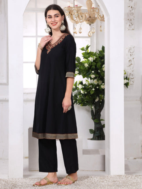Black Art Silk Embroidered Kurta Set with Brocade Lace