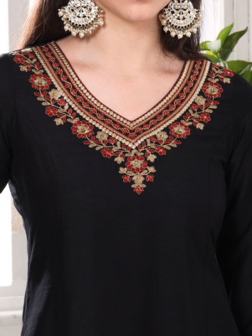 Black Art Silk Embroidered Kurta Set with Brocade Lace