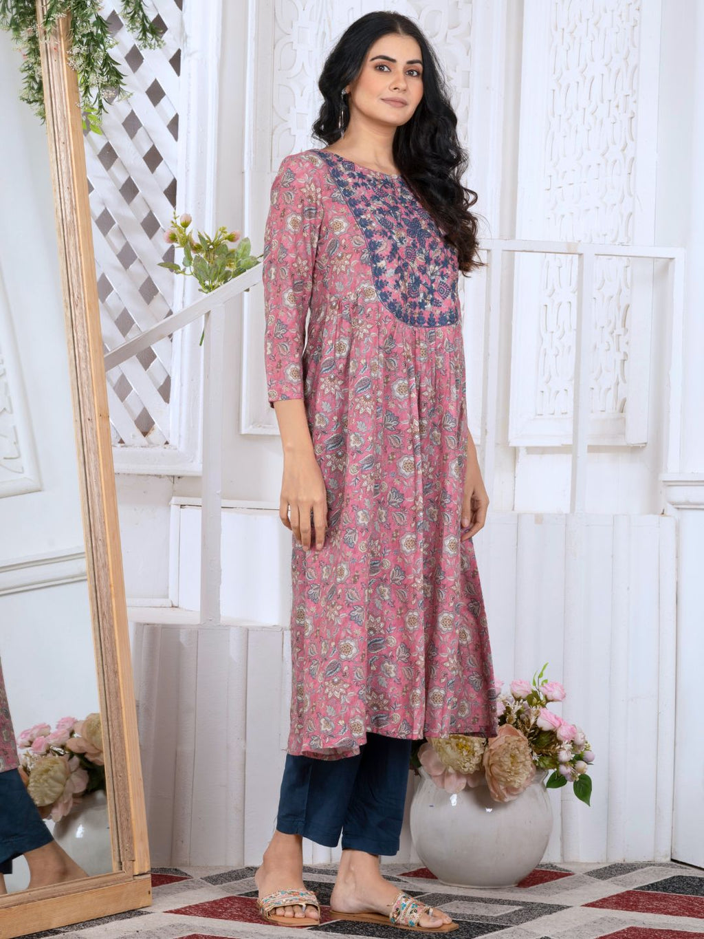 Muted Pink Printed Poly-Luxe Kurta with Neck Embroidery