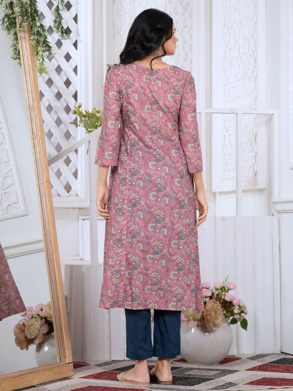 Muted Pink Printed Poly-Luxe Kurta with Neck Embroidery
